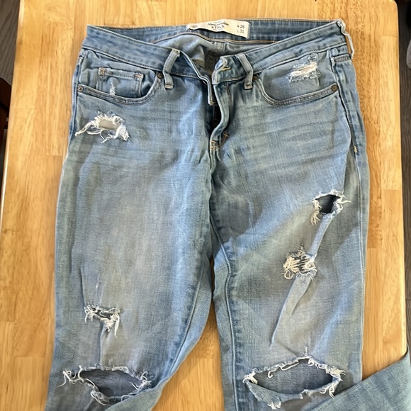 A&F - Picture 3 of 3